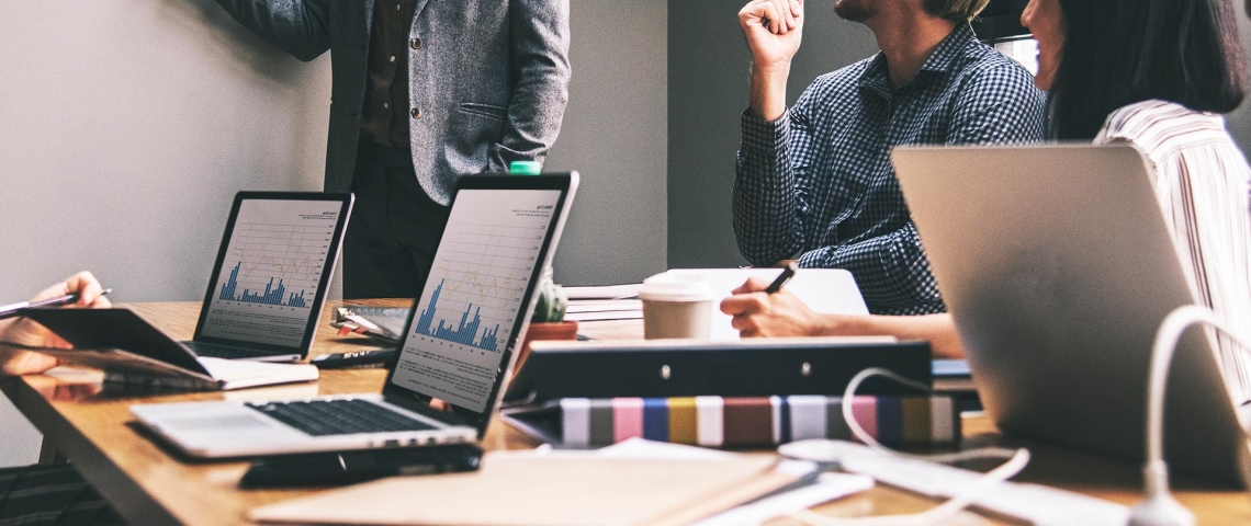 group-diverse-people-having-business-meeting